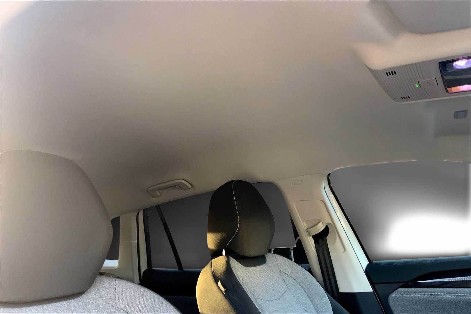 Used 2025 Volkswagen Tiguan S FWD image 30