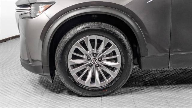 Used 2024 MAZDA CX-90 Plug-In Hybrid w/ Preferred AWD/4WD image 30