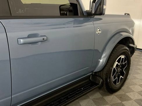 Used 2025 Ford Bronco Outer Banks AWD/4WD image 7