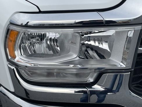 Used 2022 RAM 2500 Tradesman w/ Chrome Appearance Group image 18