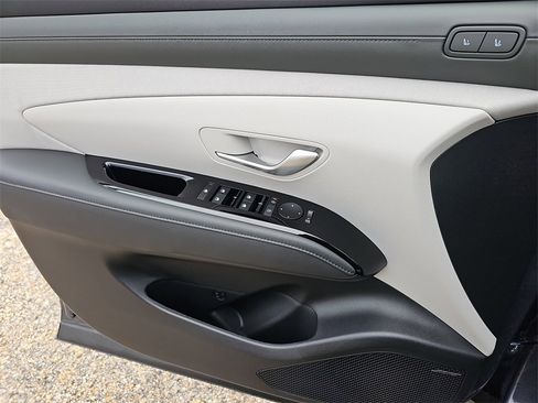 New 2026 Hyundai Tucson Limited image 27