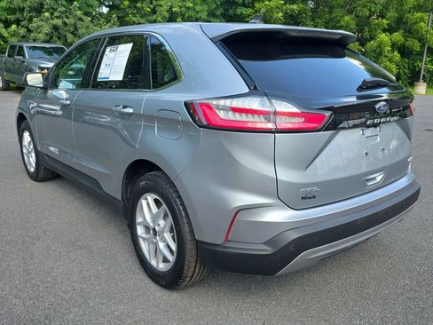 Used 2024 Ford Edge SEL AWD/4WD image 5