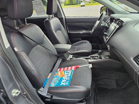 Used 2024 Mitsubishi Outlander Sport SE image 7