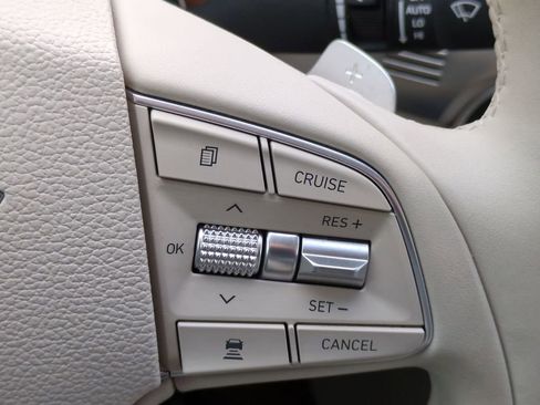 Used 2022 Genesis G90 5.0 Ultimate image 27