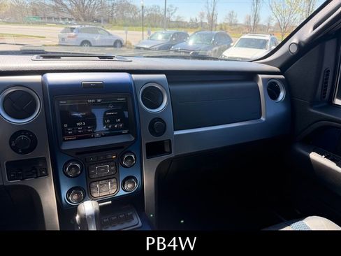 Used 2014 Ford F150 Raptor w/ Equipment Group 801A Luxury AWD/4WD image 22