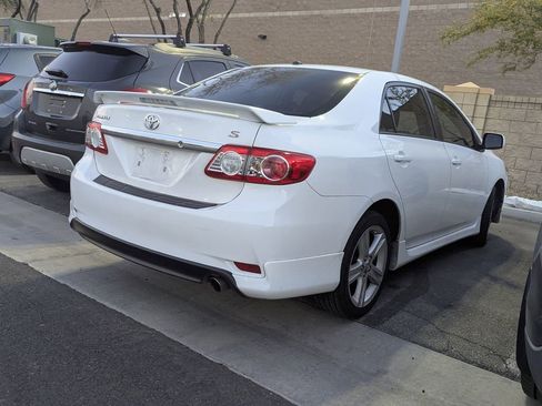 Used 2013 Toyota Corolla S image 4