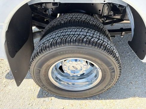 New 2026 Ford F350 XL w/ STX Appearance Package AWD/4WD image 17