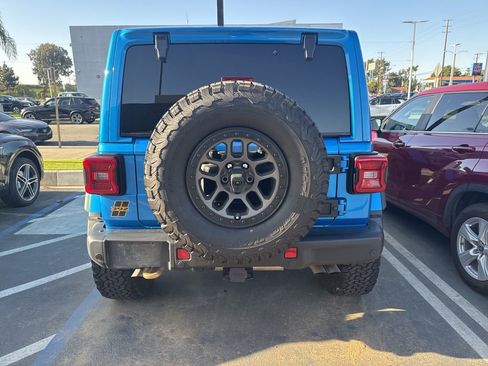 Used 2021 Jeep Wrangler Unlimited Rubicon w/ Xtreme Recon 35" Tire Package image 4