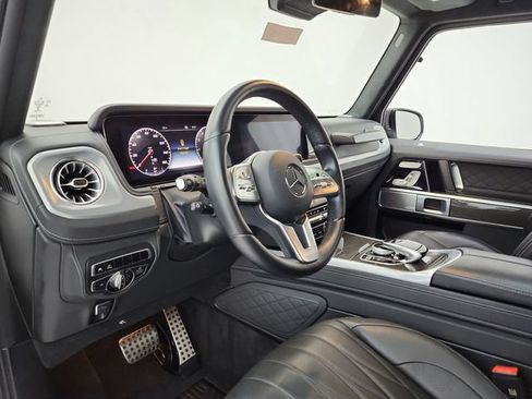 Used 2023 Mercedes-Benz G 550 image 28