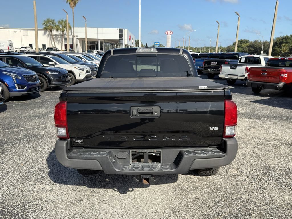 Used 2017 Toyota Tacoma TRD Sport w/ Tow Package (A/T) AWD/4WD image 6