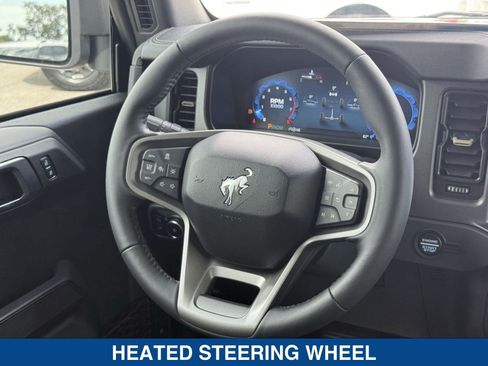 Used 2025 Ford Bronco Badlands AWD/4WD image 44