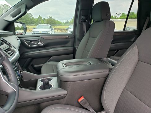 Used 2024 Chevrolet Tahoe LS RWD image 29
