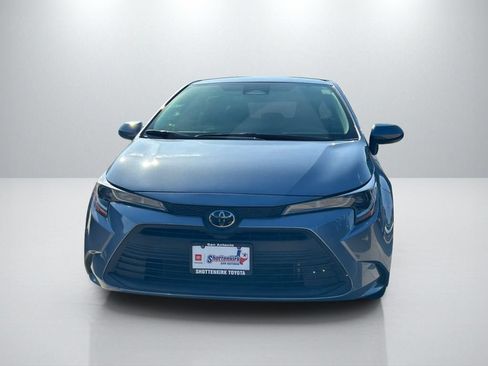 Used 2024 Toyota Corolla LE FWD image 2