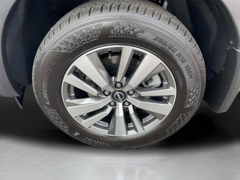 New 2025 Nissan Pathfinder SL image 31