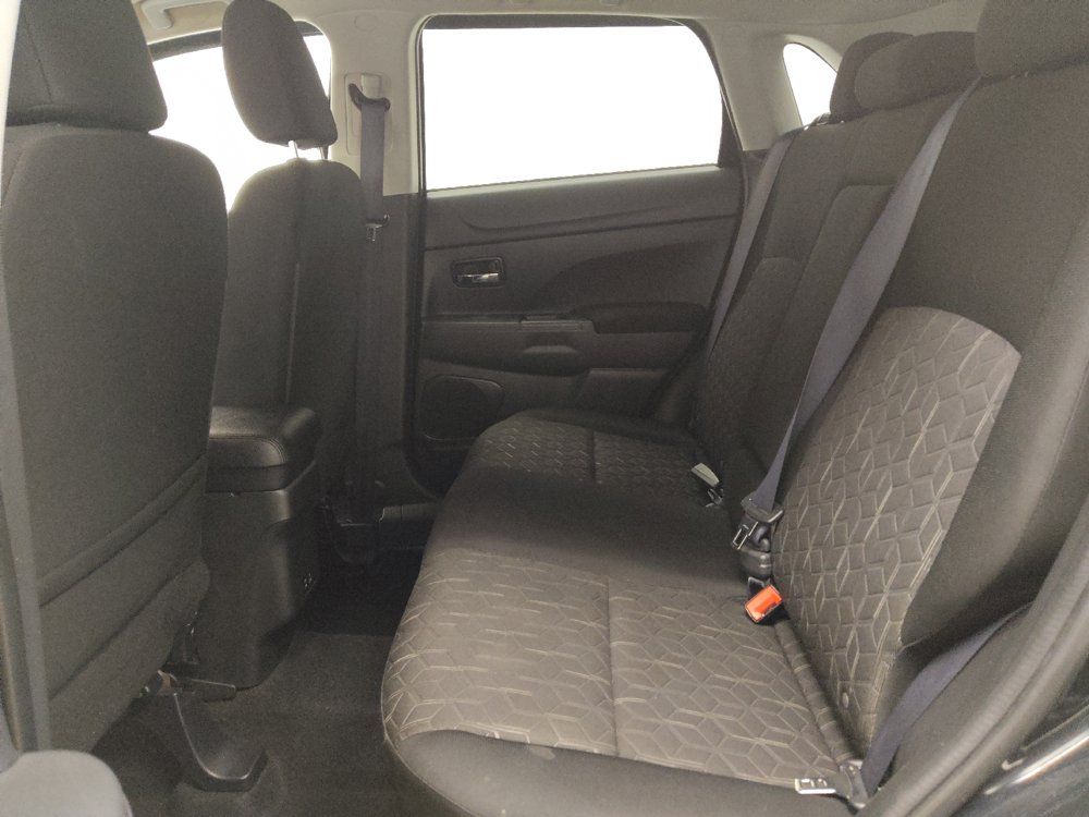 Used 2023 Mitsubishi Outlander Sport SE AWD/4WD image 18