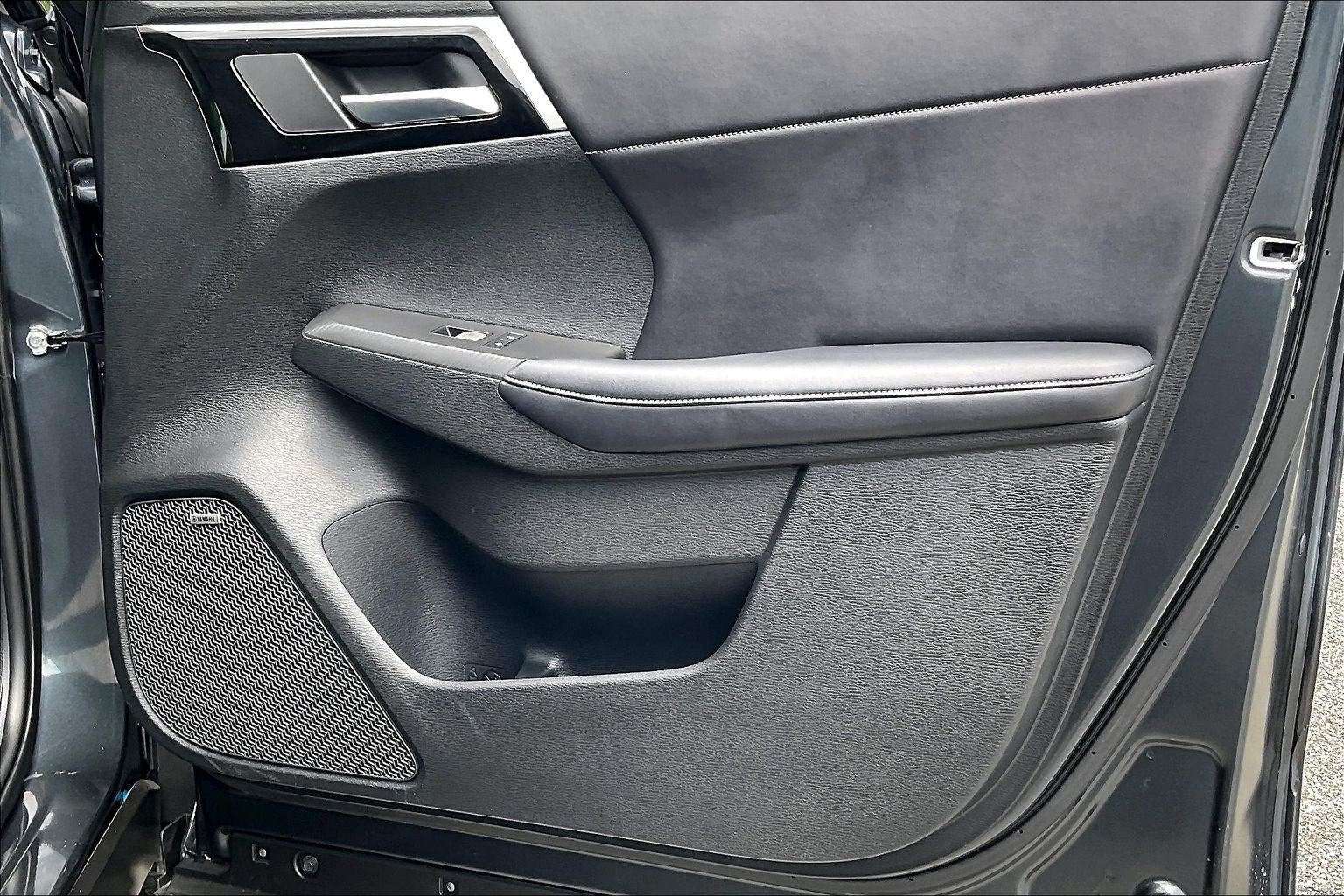 Used 2025 Mitsubishi Outlander SE FWD image 22