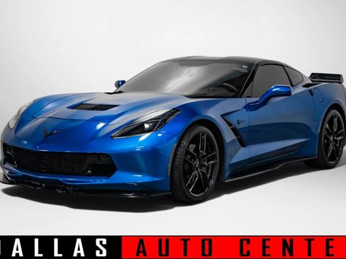 Used 2014 Chevrolet Corvette Stingray Coupe w/ 3LT Preferred Equipment Group RWD image 3
