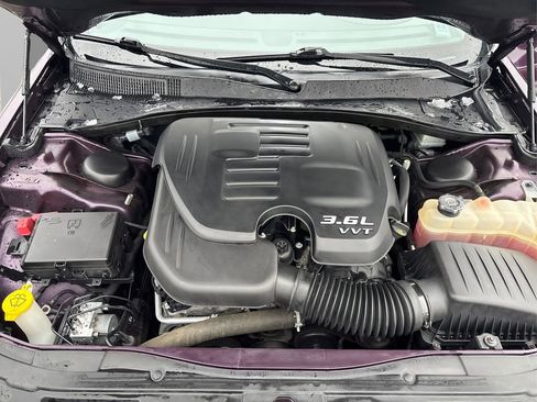 Used 2021 Chrysler 300 Touring L image 13