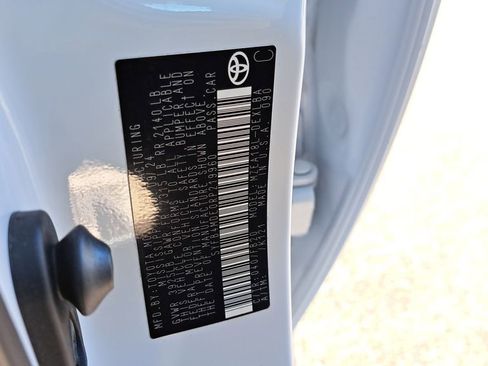 Used 2024 Toyota Corolla LE image 29