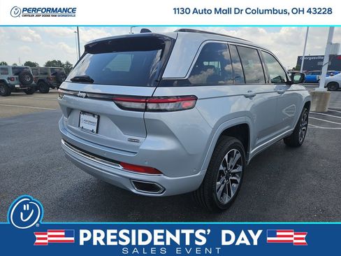 New 2025 Jeep Grand Cherokee Overland w/ Adv Protech Group III image 7