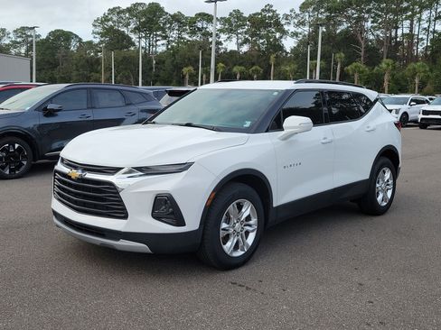 Used 2019 Chevrolet Blazer LT image 3