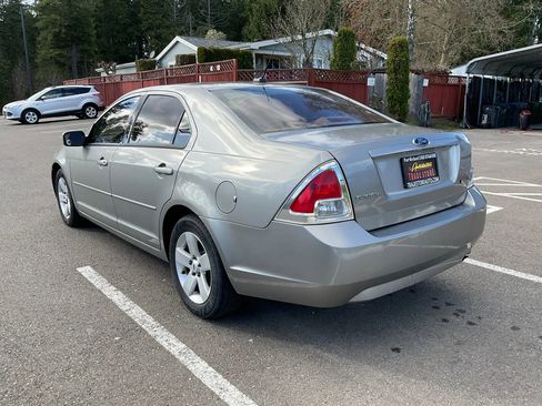 Used 2009 Ford Fusion SE image 3