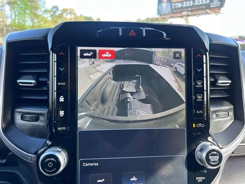 Used 2024 RAM 2500 Laramie w/ Night Edition image 31