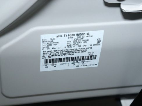 Certified 2023 Lincoln Nautilus Reserve w/ Luxury Package image 22