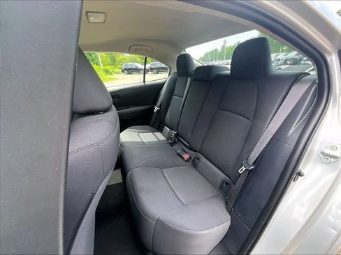 Used 2024 Toyota Corolla LE FWD image 15
