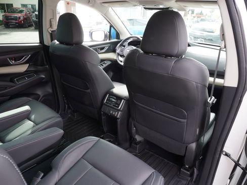 Used 2020 Subaru Ascent Limited w/ Popular Package #2A image 11