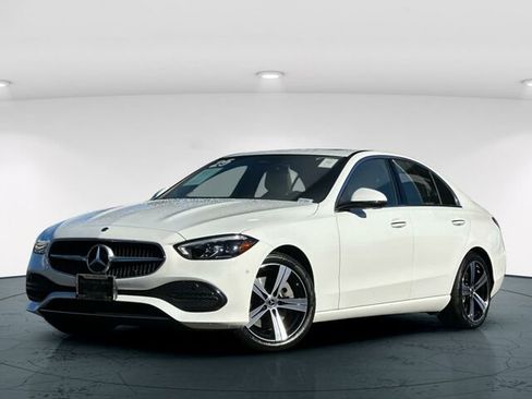 Used 2025 Mercedes-Benz C 300 4MATIC Sedan image 2