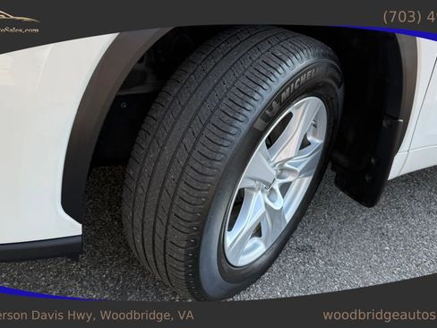 Used 2021 Toyota Highlander LE image 44