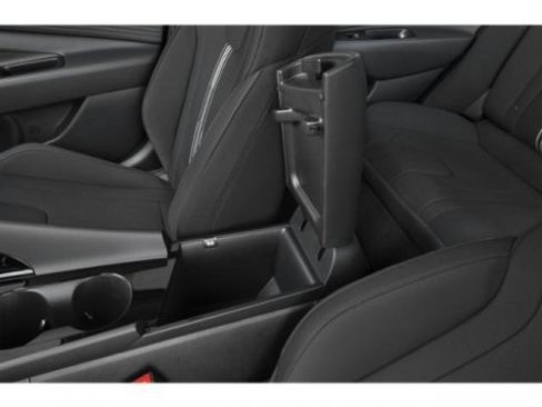 Certified 2025 Hyundai Elantra SEL image 16