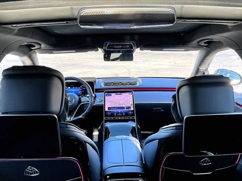 Certified 2024 Mercedes-Benz Maybach S 580 4MATIC image 36