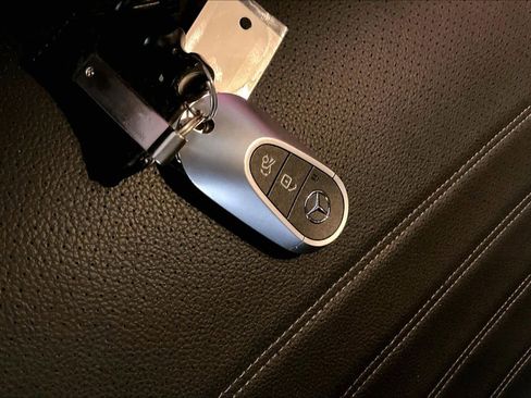 Used 2023 Mercedes-Benz C 300 C 300 image 15