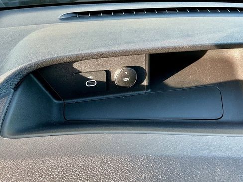 Used 2024 Ford Transit 350 XLT image 21