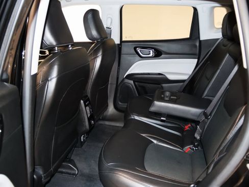 Used 2022 Jeep Compass Limited image 61