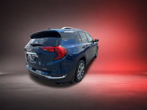 Certified 2020 GMC Terrain SLT w/ Preferred Package AWD/4WD image 8