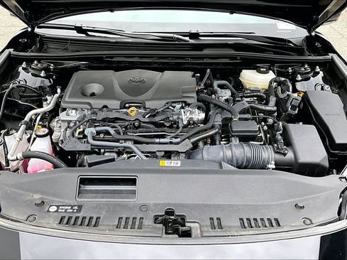 Certified 2025 Toyota Camry XLE FWD image 30