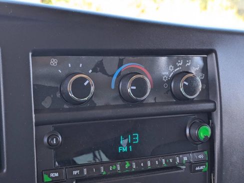 Used 2014 Chevrolet Express 2500 LS image 30