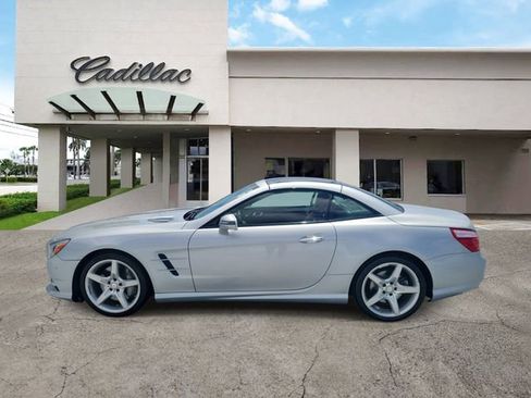 Used 2013 Mercedes-Benz SL 550 image 2