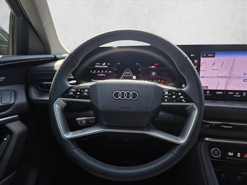 Used 2025 Audi Q5 Prestige AWD/4WD image 19