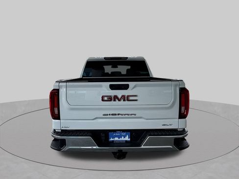 Used 2024 GMC Sierra 1500 SLT RWD image 8