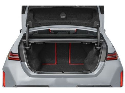 Certified 2025 BMW M5 w/ Carbon Package image 13