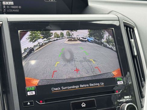 Used 2019 Subaru Crosstrek 2.0i Limited w/ Moonroof Package w/Navigation AWD/4WD image 17