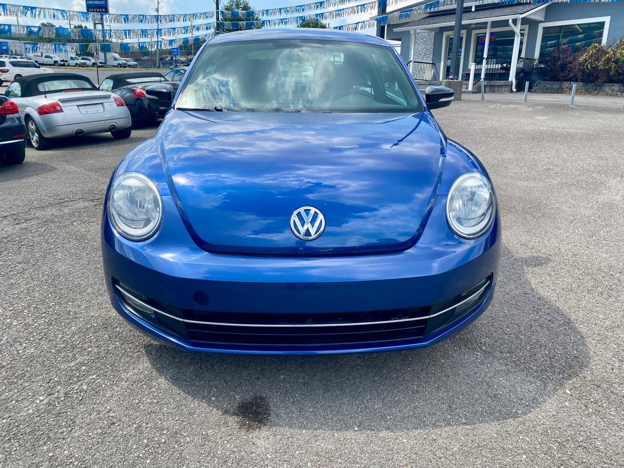 Used 2013 Volkswagen Beetle 2.0T FWD image 2