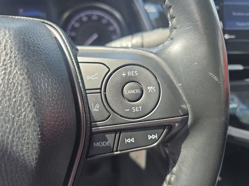 Used 2024 Toyota Camry SE FWD image 17