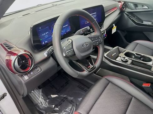 New 2026 Chevrolet Equinox RS w/ Convenience Package III FWD image 11