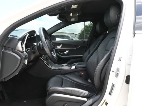 Used 2020 Mercedes-Benz C 300 Sedan image 17