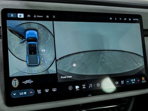 Used 2025 Rivian R1T Premium AWD/4WD image 37